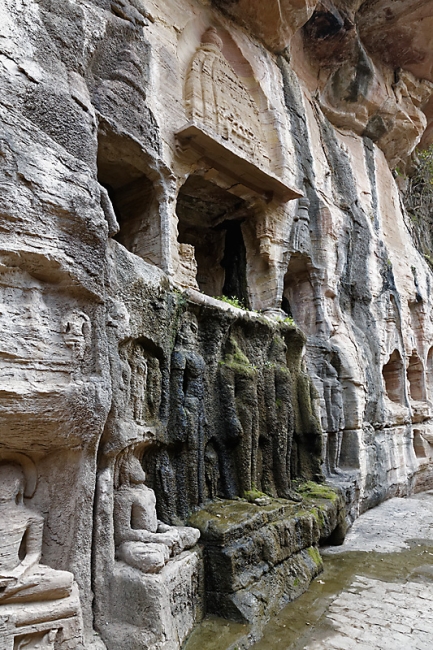 Gwalior-Statues jaïnes-015